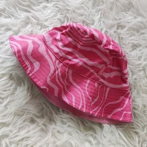 Benefit cosmetics pink reversible bucket hat